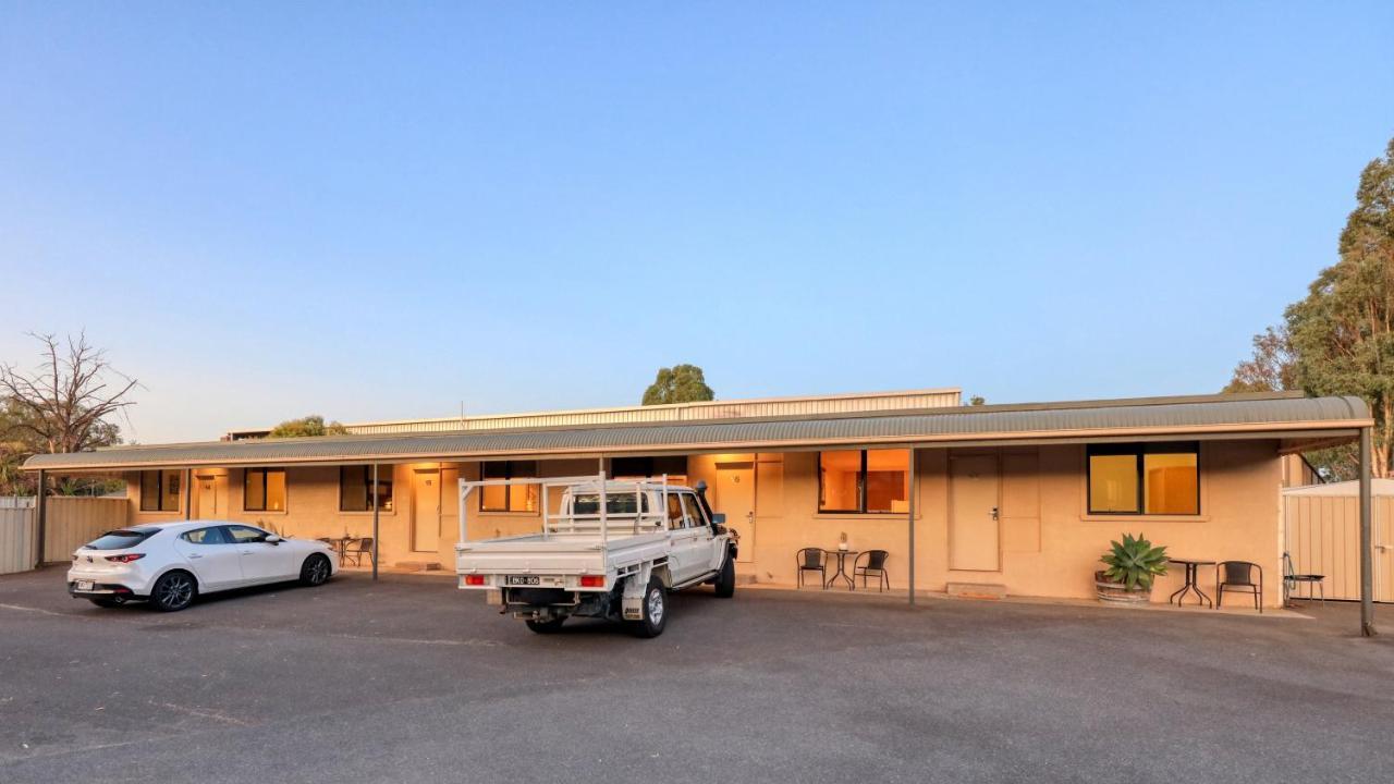 New Crossing Place Motel Seymour Kültér fotó