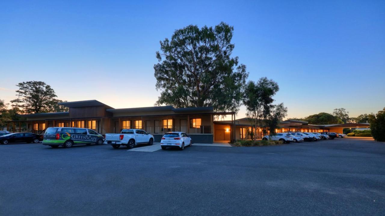 New Crossing Place Motel Seymour Kültér fotó